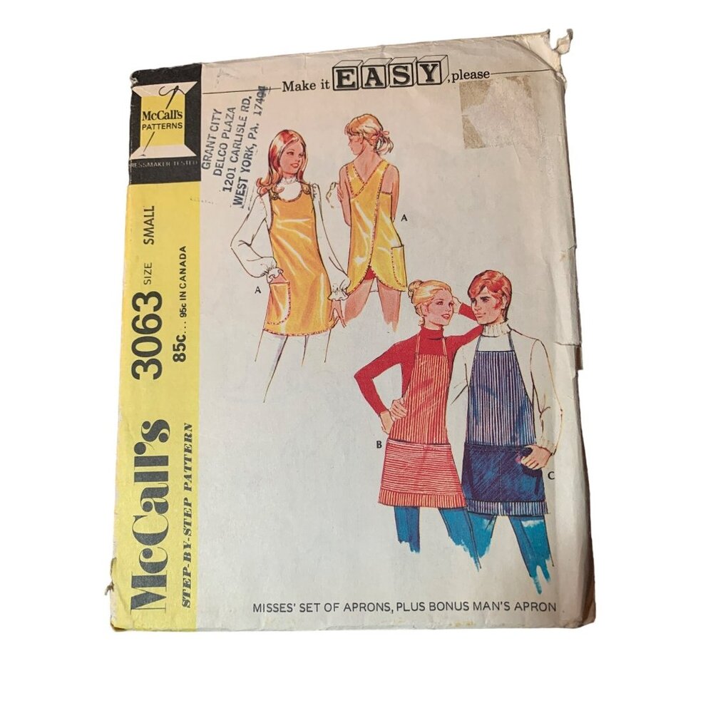 McCalls 3063 Misses Aprons & Bonus Mans Apron Sewing Pattern Size Small uncut 19